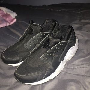 nike huraches womens 6